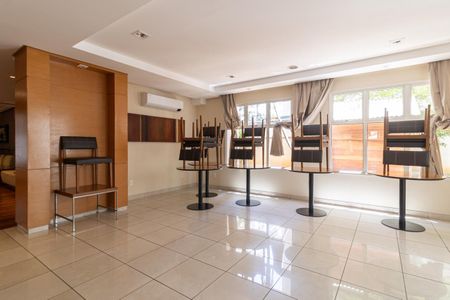 Apartamento para alugar com 178m², 3 quartos e 3 vagasÁrea comum - Salão de festas