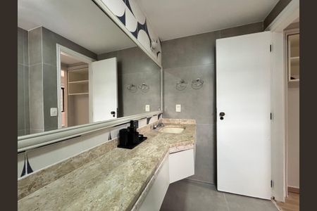 Studio para alugar com 35m², 1 quarto e 1 vaga Studio para alugar com 35m², 1 quarto e 1 vagaBanheiro Social