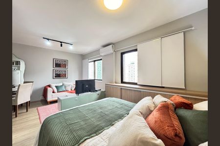 Studio para alugar com 35m², 1 quarto e 1 vaga Studio para alugar com 35m², 1 quarto e 1 vagaStudio