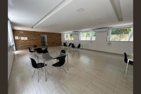 Apartamento à venda com 45m², 2 quartos e 1 vagaÁrea comum - Salão de festas