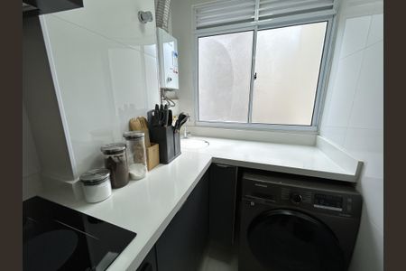Apartamento à venda com 45m², 2 quartos e 1 vagaÁrea de Serviço