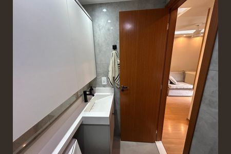 Apartamento à venda com 45m², 2 quartos e 1 vagaBanheiro