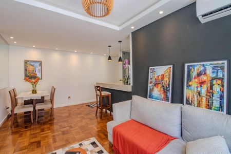 Sala de apartamento à venda com 3 quartos, 88m² em Auxiliadora, Porto Alegre
