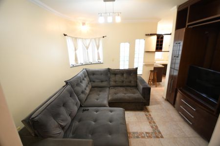 Casa à venda com 386m², 5 quartos e 4 vagasSala