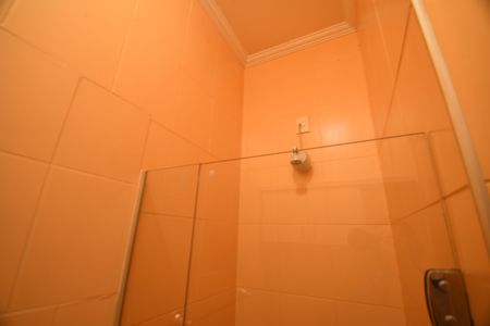 Casa à venda com 386m², 5 quartos e 4 vagasBanheiro de serviço