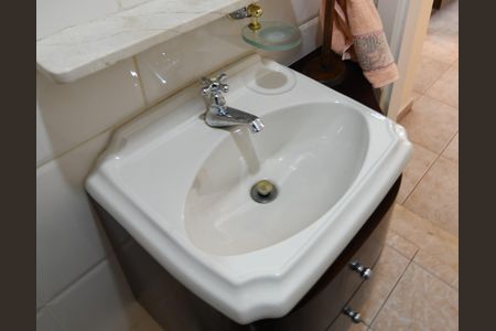 Casa à venda com 386m², 5 quartos e 4 vagasLavabo