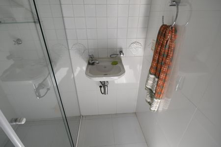 Casa à venda com 386m², 5 quartos e 4 vagasBanheiro de serviço 2