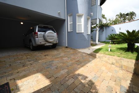Casa à venda com 386m², 5 quartos e 4 vagasGaragem