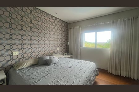 Casa de condomínio à venda com 980m², 5 quartos e 6 vagasSuíte 4