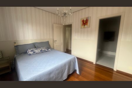 Casa de condomínio à venda com 980m², 5 quartos e 6 vagasSuíte 3