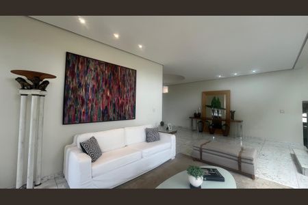 Casa de condomínio à venda com 980m², 5 quartos e 6 vagasSala