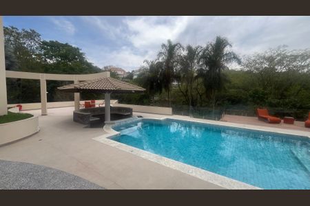 Casa de condomínio à venda com 980m², 5 quartos e 6 vagasÁrea Externa