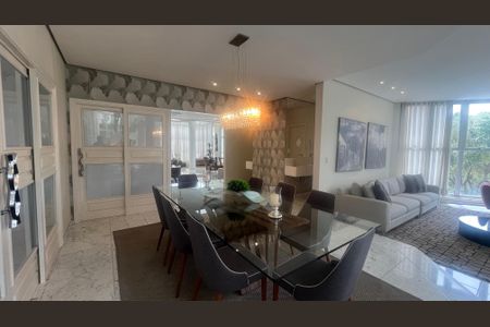 Casa de condomínio à venda com 980m², 5 quartos e 6 vagasSala de Jantar