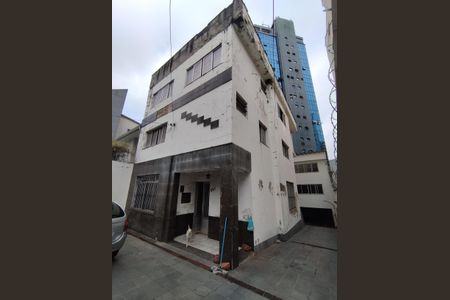 Fachada de casa à venda com 7 quartos, 875m² em Aclimação, São Paulo