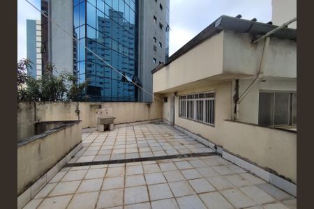 Casa à venda com 875m², 7 quartos e 5 vagasQuintal 