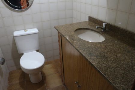 Casa à venda com 228m², 3 quartos e 3 vagasLavabo 2