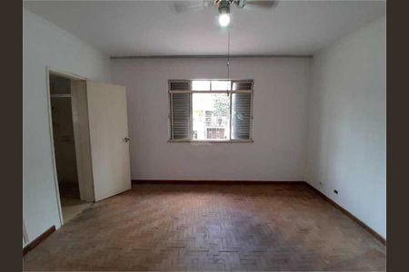 Casa à venda com 3 quartos, 216m² em Mirandópolis, São Paulo