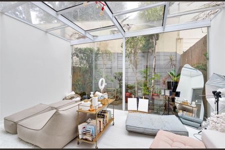 Casa à venda com 3 quartos, 103m² em Vila Sofia, São Paulo