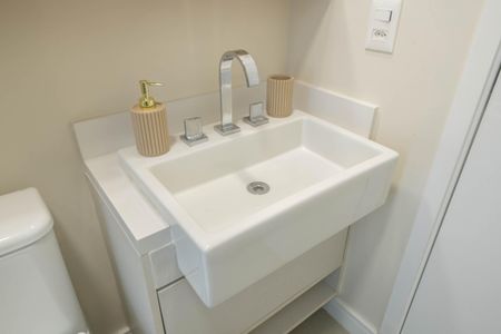 Apartamento à venda com 105m², 3 quartos e 2 vagasBanheiro da Suíte 2