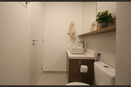 Apartamento à venda com 65m², 2 quartos e 1 vaga Apartamento à venda com 65m², 2 quartos e 1 vagaBanheiro