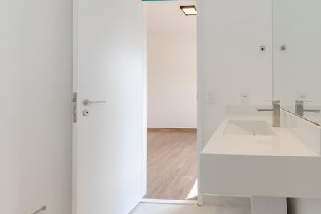 Apartamento à venda com 154m², 3 quartos e 2 vagasBanheiro da Suíte 2