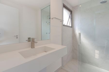 Apartamento à venda com 154m², 3 quartos e 2 vagasBanheiro da Suíte 2