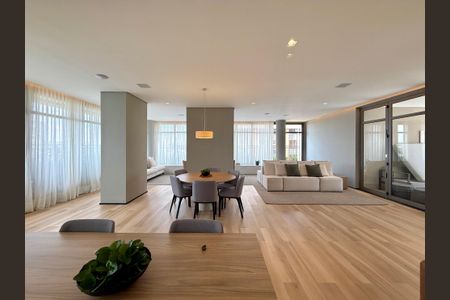 Apartamento à venda com 154m², 3 quartos e 2 vagasÁrea comum