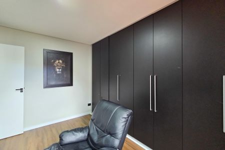 Casa à venda com 131m², 3 quartos e 3 vagas Casa à venda com 131m², 3 quartos e 3 vagasQuarto 1