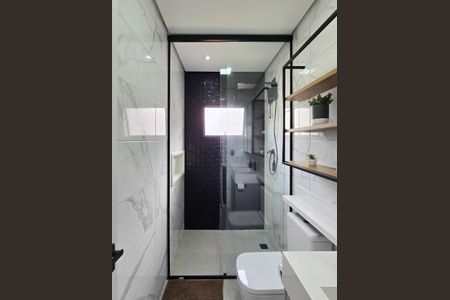 Casa à venda com 131m², 3 quartos e 3 vagas Casa à venda com 131m², 3 quartos e 3 vagasBanheiro Social