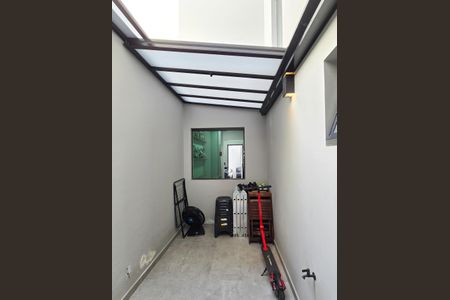 Casa à venda com 131m², 3 quartos e 3 vagas Casa à venda com 131m², 3 quartos e 3 vagasJardim de inverno