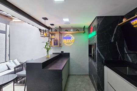 Casa à venda com 131m², 3 quartos e 3 vagas Casa à venda com 131m², 3 quartos e 3 vagasEspaço Gourmet