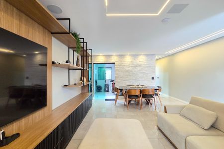 Sala de casa à venda com 3 quartos, 131m² em Nova Petrópolis, São Bernardo do Campo