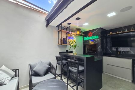 Casa à venda com 131m², 3 quartos e 3 vagas Casa à venda com 131m², 3 quartos e 3 vagasEspaço Gourmet
