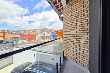 Casa à venda com 131m², 3 quartos e 3 vagas Casa à venda com 131m², 3 quartos e 3 vagasSacada - Suíte