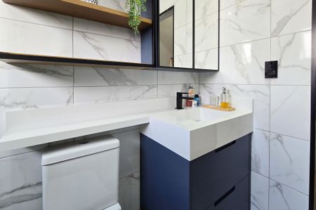 Casa à venda com 131m², 3 quartos e 3 vagas Casa à venda com 131m², 3 quartos e 3 vagasBanheiro - Suíte