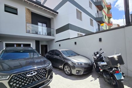 Casa à venda com 131m², 3 quartos e 3 vagas Casa à venda com 131m², 3 quartos e 3 vagasGaragem