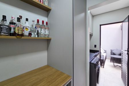 Casa à venda com 131m², 3 quartos e 3 vagas Casa à venda com 131m², 3 quartos e 3 vagasÁrea de Serviço