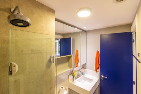 Apartamento à venda com 67m², 2 quartos e 1 vaga Apartamento à venda com 67m², 2 quartos e 1 vagaBanheiro