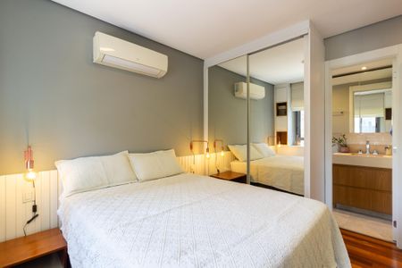 Apartamento à venda com 67m², 2 quartos e 1 vaga Apartamento à venda com 67m², 2 quartos e 1 vagaSuíte