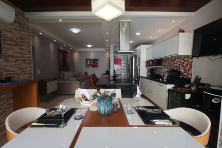 Apartamento para alugar com 68m², 1 quarto e 2 vagasCozinha