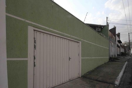 Casa à venda com 300m², 3 quartos e 2 vagasFachada do fundo