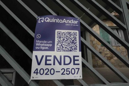 Casa à venda com 300m², 3 quartos e 2 vagasPlaca
