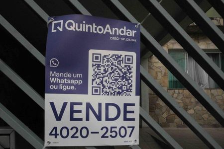 Casa à venda com 300m², 3 quartos e 2 vagasPlaca