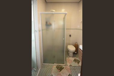 Casa à venda com 300m², 3 quartos e 2 vagasBanheiro