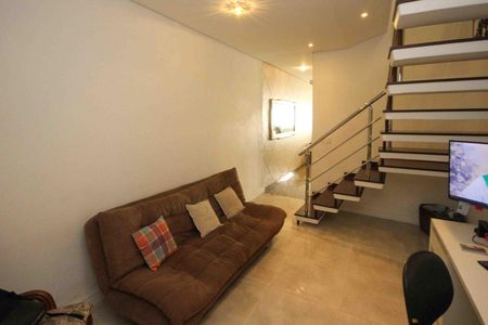 Casa à venda com 300m², 3 quartos e 2 vagasLavabo