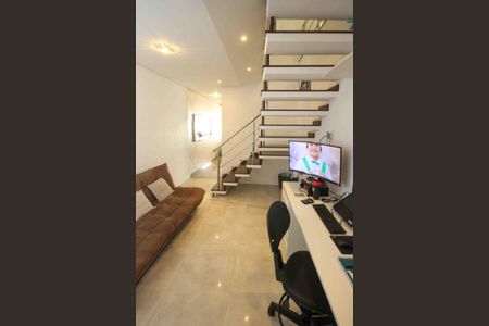 Casa à venda com 300m², 3 quartos e 2 vagasLavabo