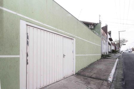 Casa à venda com 300m², 3 quartos e 2 vagasFachada do fundo