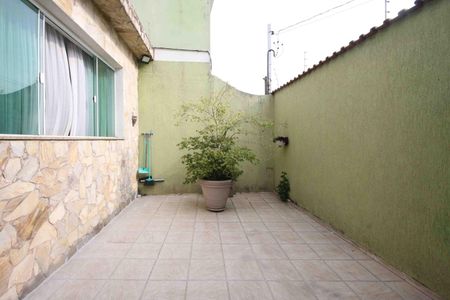 Casa à venda com 300m², 3 quartos e 2 vagasfrente da casa