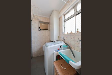 Apartamento à venda com 72m², 3 quartos e 1 vagaÁrea de serviço