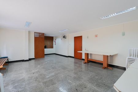 Apartamento à venda com 72m², 3 quartos e 1 vagaÁrea comum - Salão de festas
